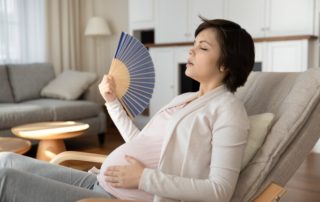 schwangere frau hat kreislaufprobleme